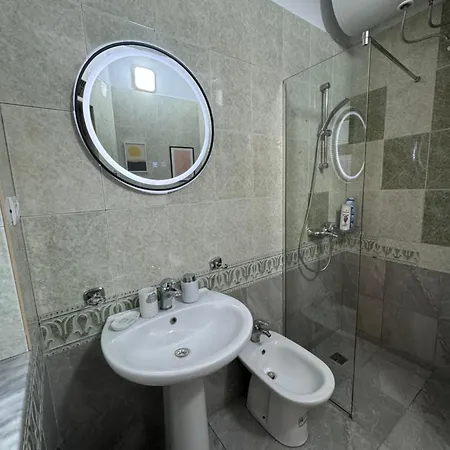 Skybox Apartment *